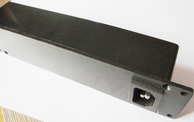 ชุดจ่ายไฟแบบ PDU ของ Black Black 4 ทิศทางพร้อมสวิตช์ปิด