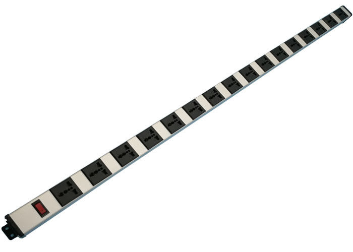 48 นิ้ว Heavy Duty Universal Metal Power Strip PDU 16 Way สำหรับการใช้งานหม้อแปลง / ตัวแปลง