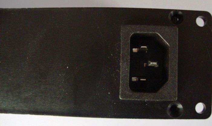 ชุดจ่ายไฟแบบ PDU ของ Black Black 4 ทิศทางพร้อมสวิตช์ปิด
