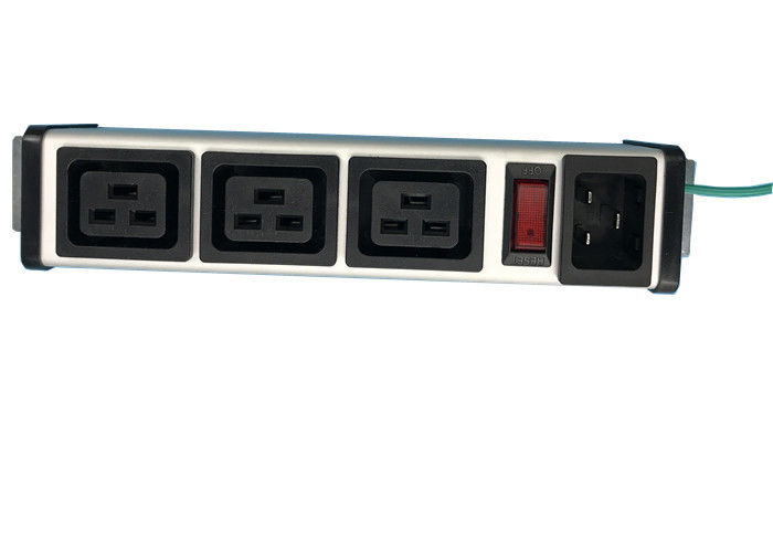 ชุดจ่ายไฟ PDU แบบอลูมิเนียม 3 ทิศทางที่มีการควบคุมด้วยสวิทช์ IEC 320 C19
