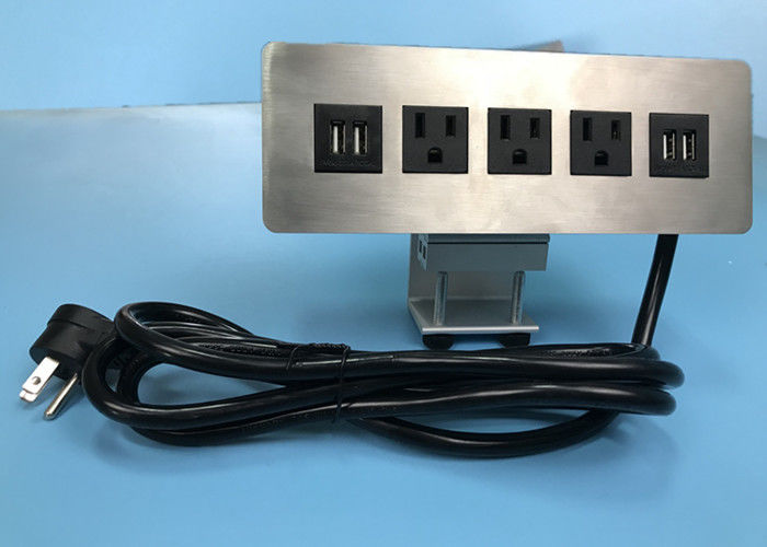Edge Mount เดสก์ท็อปเต้าเสียบไฟฟ้าพร้อมพอร์ต USB 4, 3 ช่องจ่ายไฟ / หน่วยจ่ายข้อมูล
