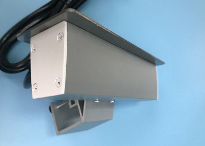 Edge Mount เดสก์ท็อปเต้าเสียบไฟฟ้าพร้อมพอร์ต USB 4, 3 ช่องจ่ายไฟ / หน่วยจ่ายข้อมูล