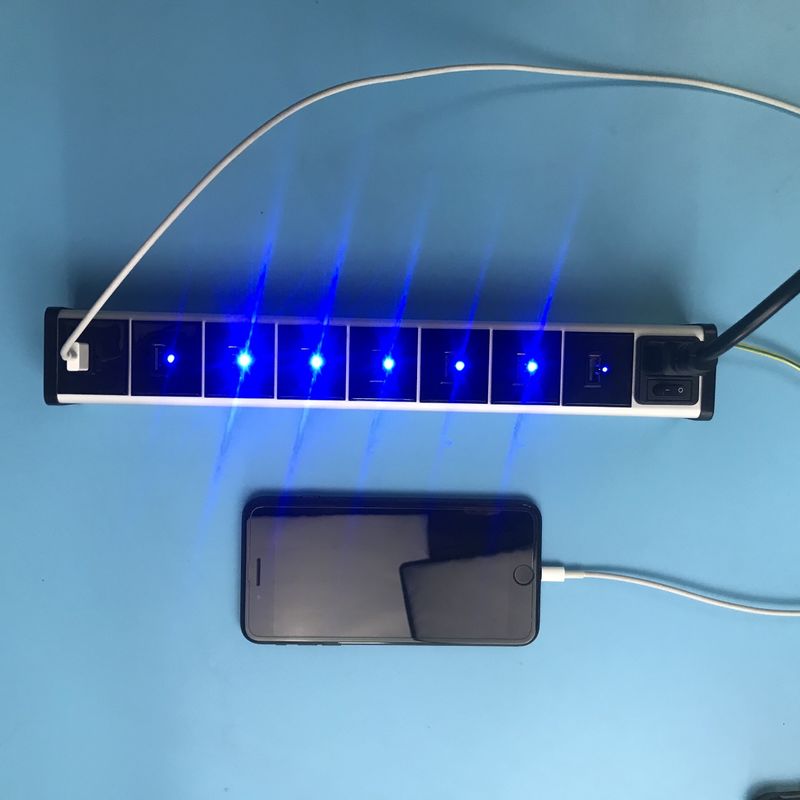 รางปลั๊กไฟ 8-USB สำหรับโทรศัพท์มือถือและแท็บเล็ต, ที่ชาร์จ Usb หลายอันพร้อมกับเต้าเสียบ 5V 2.1A